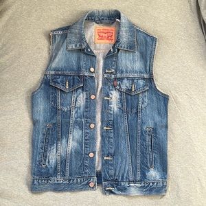 Levi denim vest